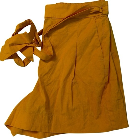🌹J. CREW PLEATED BELT SHORTS - Picture 1 of 5